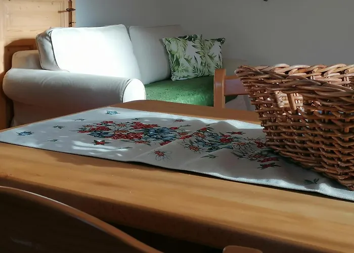 Nyaraló L'inizio... *